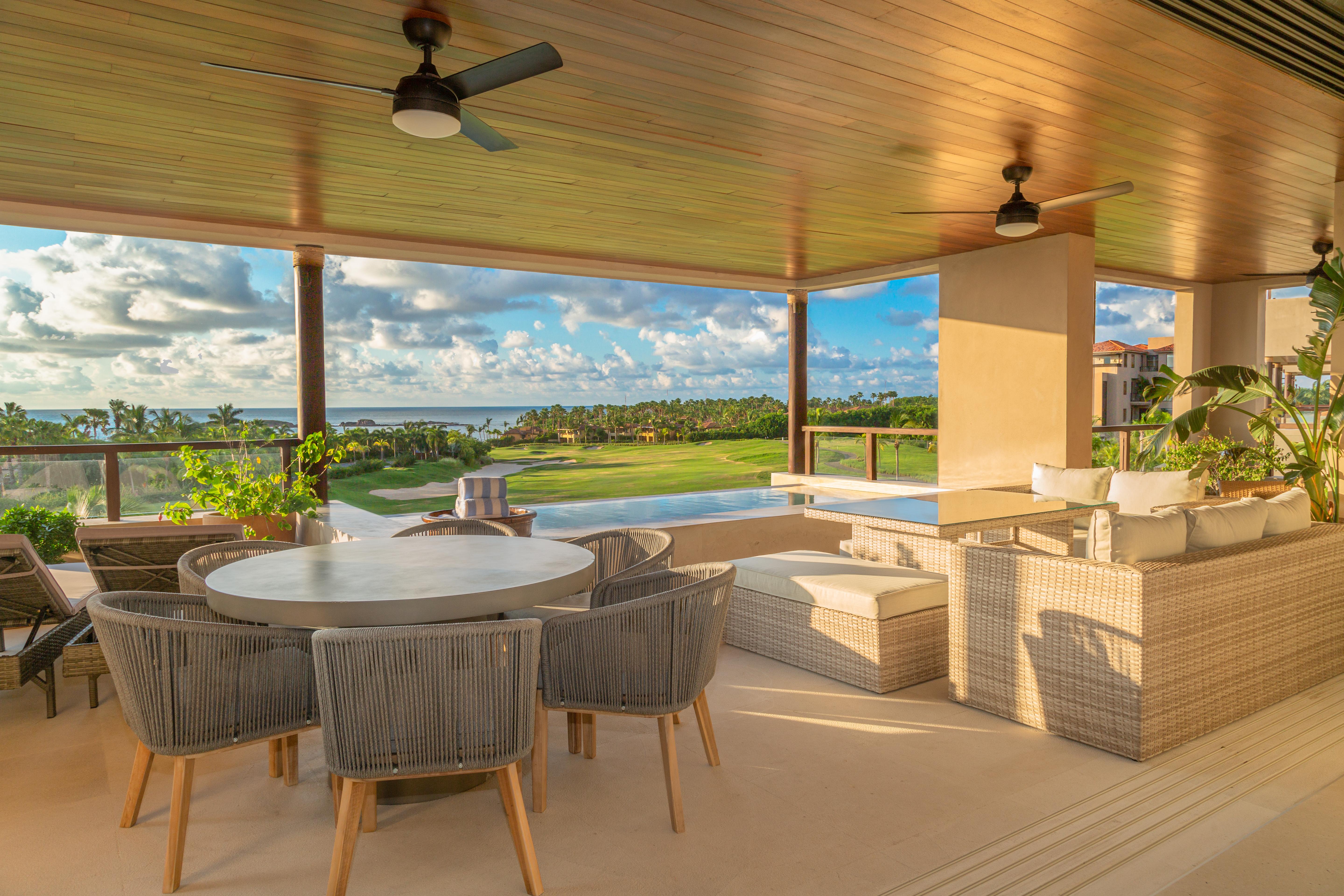 Condo Maya